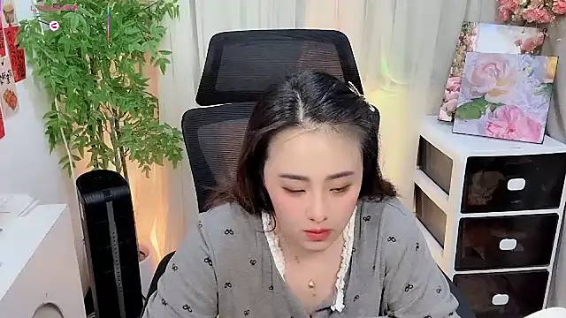 Snapshot of NEWONETO chatting on 21, 2, 2026 NEWONETO online show from 21, 2, 2026