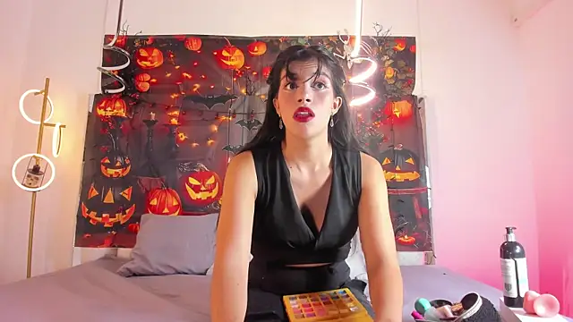 Misaki Kai online show from 28, 10, 2025