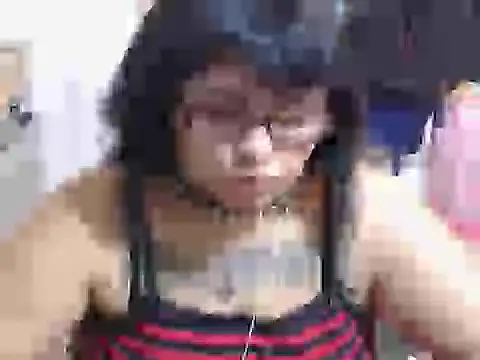 Snapshot of crucifxcked chatting on 17, 5, 2026 crucifxcked online show from 17, 5, 2026
