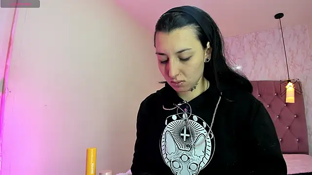 Iris  77 online show from 9, 1, 2026