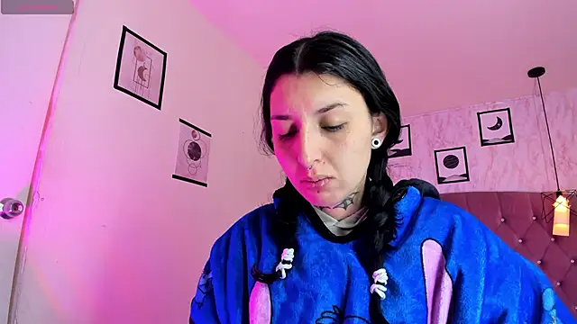 Iris  77 online show from 13, 1, 2026