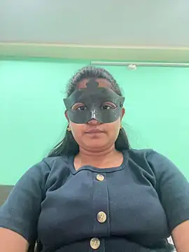 Snapshot of TeluguIshu_teen20 chatting on 18, 4, 2026 TeluguIshu teen20 online show from 18, 4, 2026
