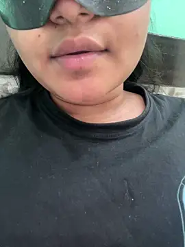 Snapshot of TeluguIshu_teen20 chatting on 8, 5, 2026 TeluguIshu teen20 online show from 8, 5, 2026