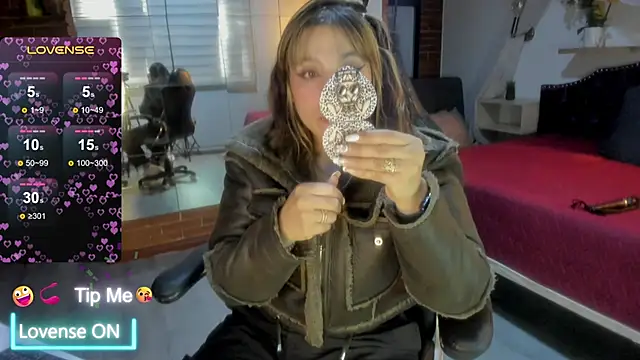 Snapshot of sophialyh_1 chatting on 2, 6, 2026 sophialyh 1 online show from 2, 6, 2026