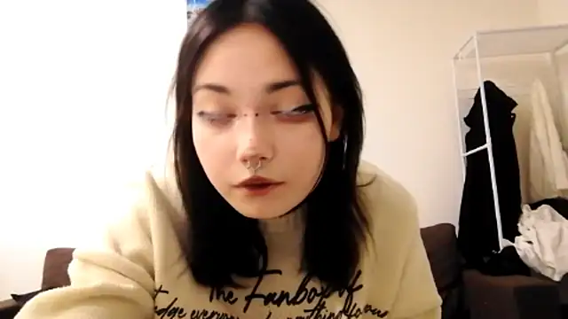 Beeping Creature online show from 7, 10, 2025