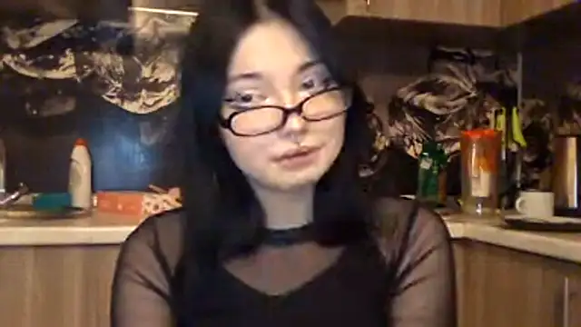 Snapshot of Beeping_Creature chatting on 9, 2, 2026 Beeping Creature online show from 9, 2, 2026