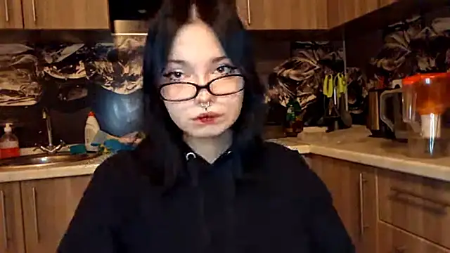 Snapshot of Beeping_Creature chatting on 20, 2, 2026 Beeping Creature online show from 20, 2, 2026