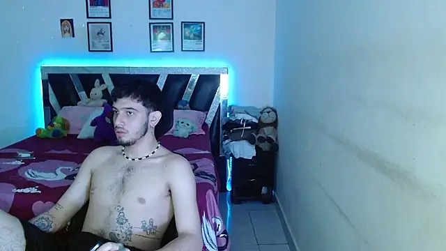 Sebasxxl12 online show from 25, 2, 2026