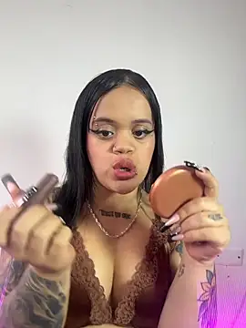Snapshot of Sussyroxxx chatting on 6, 6, 2026 Sussyroxxx online show from 6, 6, 2026