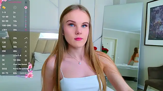 Lili Lohan online show from 22, 11, 2025