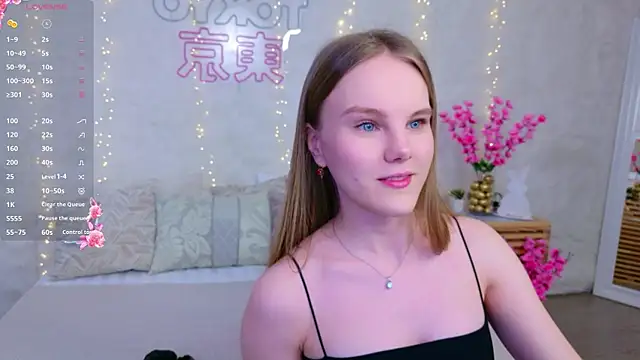 Lili Lohan online show from 10, 4, 2026