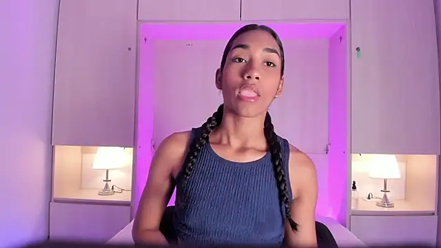 Snapshot of AnahiCollins chatting on 28, 2, 2026 AnahiCollins online show from 28, 2, 2026