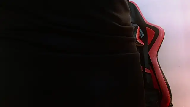 Snapshot of Melany_Carter_ chatting on 5, 12, 2025 Melany Carter online show from 5, 12, 2025