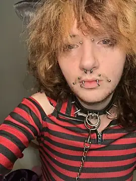 Snapshot of bimbopuppy chatting on 9, 10, 2025 bimbopuppy online show from 9, 10, 2025