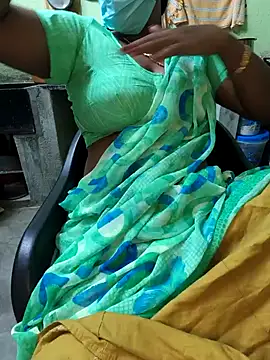 Snapshot of Tamilselviroja- chatting on 30, 4, 2026 Tamilselviroja- online show from 30, 4, 2026