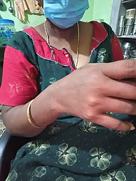 Snapshot of Tamilselviroja- chatting on 16, 5, 2026 Tamilselviroja- online show from 16, 5, 2026
