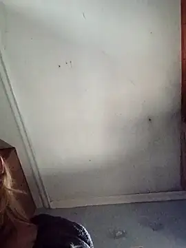 Queen2454 online show from 1, 4, 2026