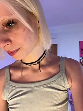 Snapshot of bunnyirisluv chatting on 11, 2, 2026 bunnyirisluv online show from 11, 2, 2026