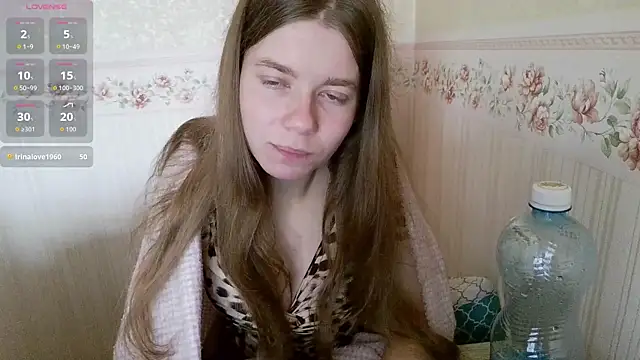 Snapshot of 0nlyLola chatting on 13, 10, 2025 0nlyLola online show from 13, 10, 2025