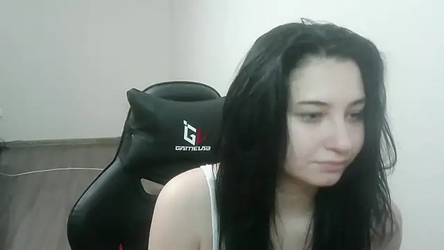 Snapshot of meow_woem chatting on 8, 10, 2025 meow woem online show from 8, 10, 2025