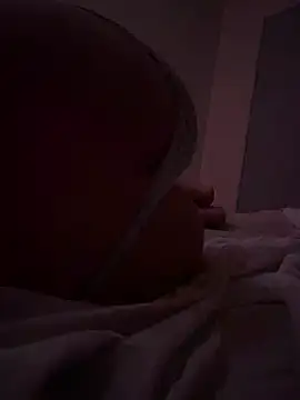 Snapshot of Alinebblinda chatting on 23, 2, 2026 Alinebblinda online show from 23, 2, 2026