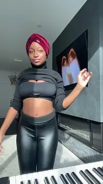 tia   fox online show from 1, 12, 2025