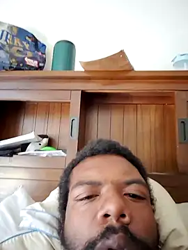 Snapshot of MrBigDickShow chatting on 27, 10, 2025 MrBigDickShow online show from 27, 10, 2025