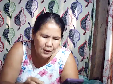 Snapshot of milagrose_rose chatting on 3, 10, 2025 milagrose rose online show from 3, 10, 2025