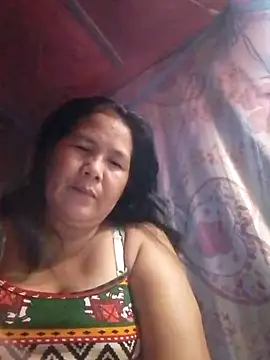 Snapshot of milagrose_rose chatting on 11, 10, 2025 milagrose rose online show from 11, 10, 2025