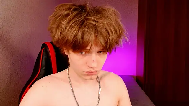 Snapshot of jeffreyue chatting on 6, 10, 2025 jeffreyue online show from 6, 10, 2025