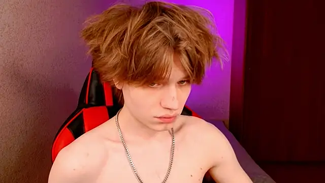 Snapshot of jeffreyue chatting on 9, 10, 2025 jeffreyue online show from 9, 10, 2025