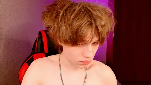 Snapshot of jeffreyue chatting on 13, 10, 2025 jeffreyue online show from 13, 10, 2025