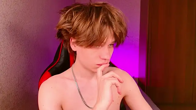 Snapshot of jeffreyue chatting on 18, 10, 2025 jeffreyue online show from 18, 10, 2025