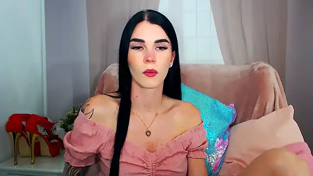 Snapshot of SofiiaBeauty chatting on 20, 10, 2025 SofiiaBeauty online show from 20, 10, 2025