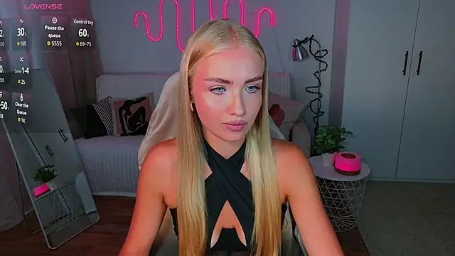 TessaGrays online show from 21, 6, 2026
