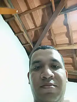 Roberto27051 online show from 4, 6, 2026