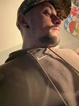Amatueranon online show from 18, 10, 2025