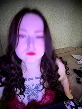 BambiGlow online show from 8, 10, 2025