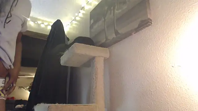 Snapshot of AlickleStiff chatting on 15, 11, 2025 AlickleStiff online show from 15, 11, 2025