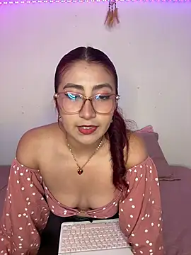 saramooon online show from 6, 4, 2026