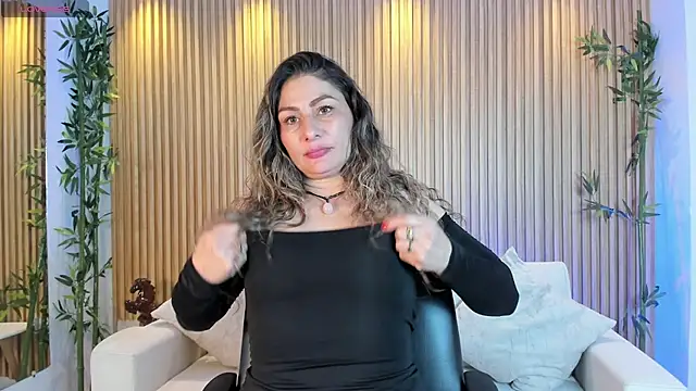 VenusCooper online show from 1, 11, 2025