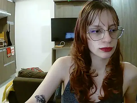Zizixwuw online show from 12, 6, 2026