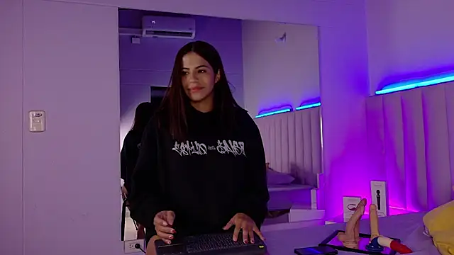 IamEvaGate online show from 26, 10, 2025