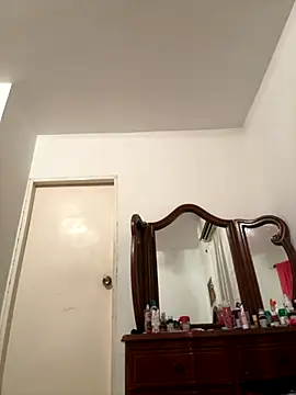 Snapshot of Brianna_bunny05 chatting on 6, 10, 2025 Brianna bunny05 online show from 6, 10, 2025