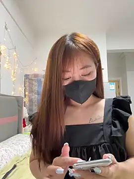 Snapshot of jun-xinh09 chatting on 6, 10, 2025 jun-xinh09 online show from 6, 10, 2025
