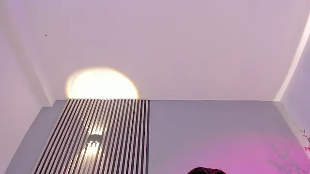 Snapshot of Xiomara_Stwart chatting on 18, 12, 2025 Xiomara Stwart online show from 18, 12, 2025