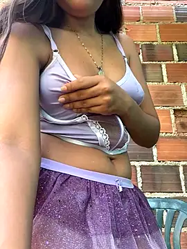 Sweed-virgin-pussy online show from 31, 10, 2025