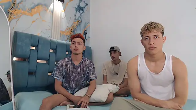 VERY HOT GUYS online show from 3, 2, 2026