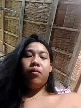 Snapshot of luna_light23 chatting on 28, 10, 2025 luna light23 online show from 28, 10, 2025