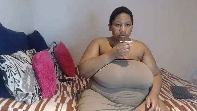 PIXIEBITCHXXX26 online show from 24, 2, 2026